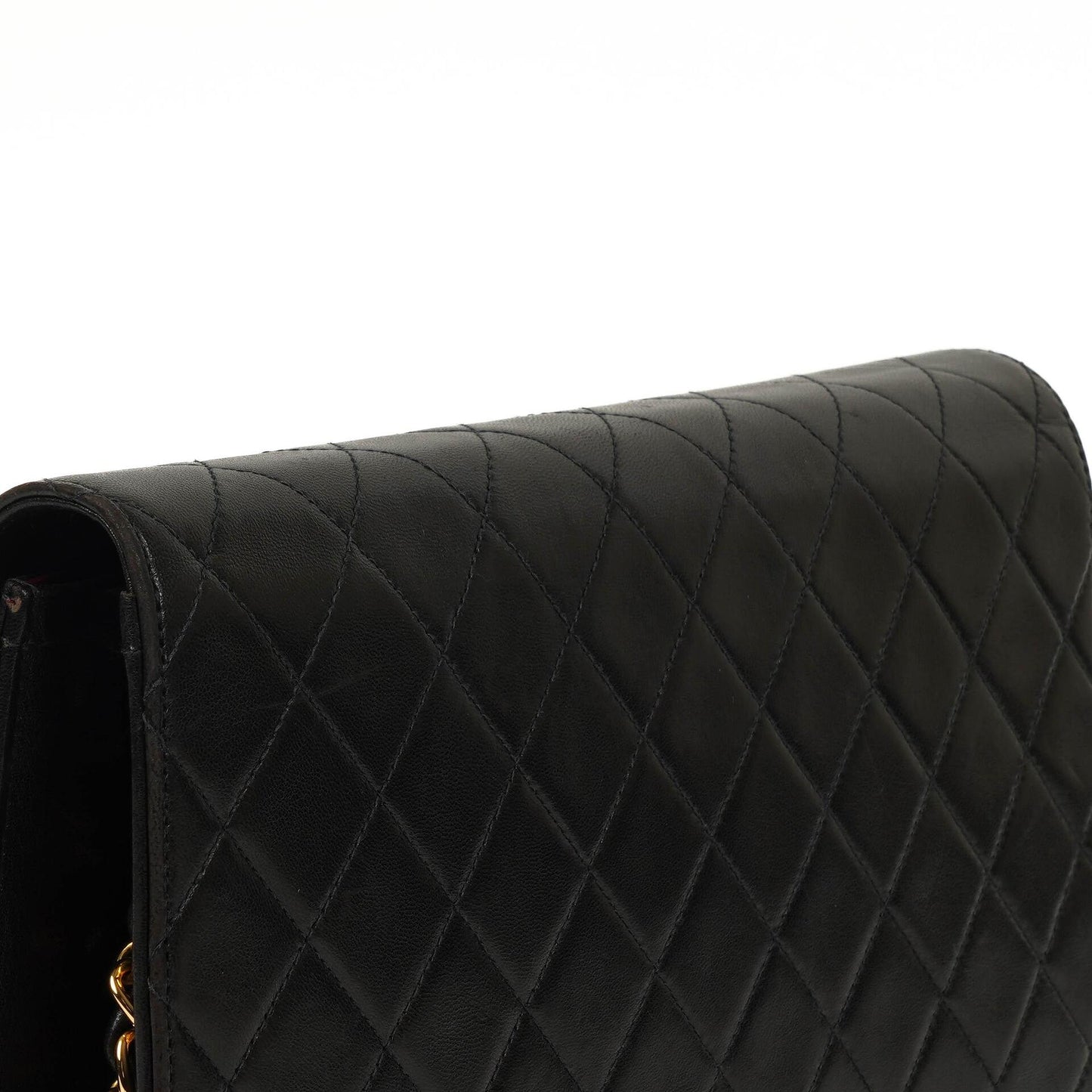 Chanel Medium Classic Vintage Single Flap Bag aus schwarzem gestepptem Lammleder mit 24K goldplattierten Beschlägen