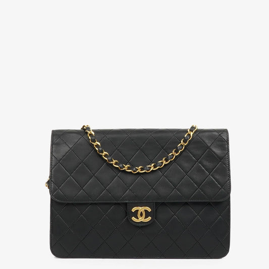 Chanel Medium Classic Vintage Gesteppte Lammleder Single Flap Bag Schwarz mit 24K Goldplattierten Beschlägen