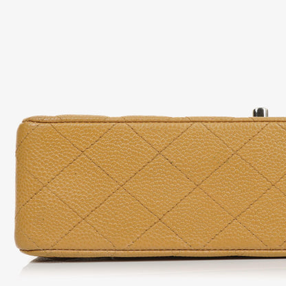Chanel Medium Classic Vintage Doppelklapp-Tasche Beige Steppiertes Kaviarleder Mit Silberfarbener Hardware