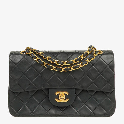 CHANEL Kleine Classic Vintage Double Flap Tasche aus schwarzem gestepptem Lammleder mit 24K vergoldeter Hardware