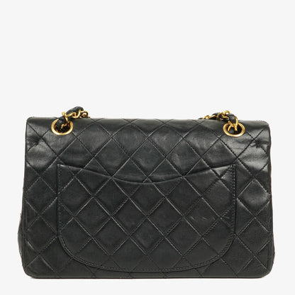 CHANEL Kleine Classic Vintage Double Flap Tasche aus schwarzem gestepptem Lammleder mit 24K vergoldeter Hardware