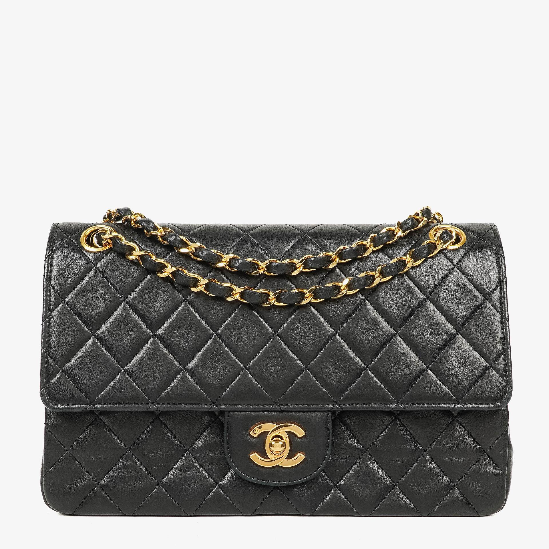 Chanel Medium Classic Vintage Double Flap Bag aus schwarzem gestepptem Lammleder mit 24K vergoldeten Beschlägen