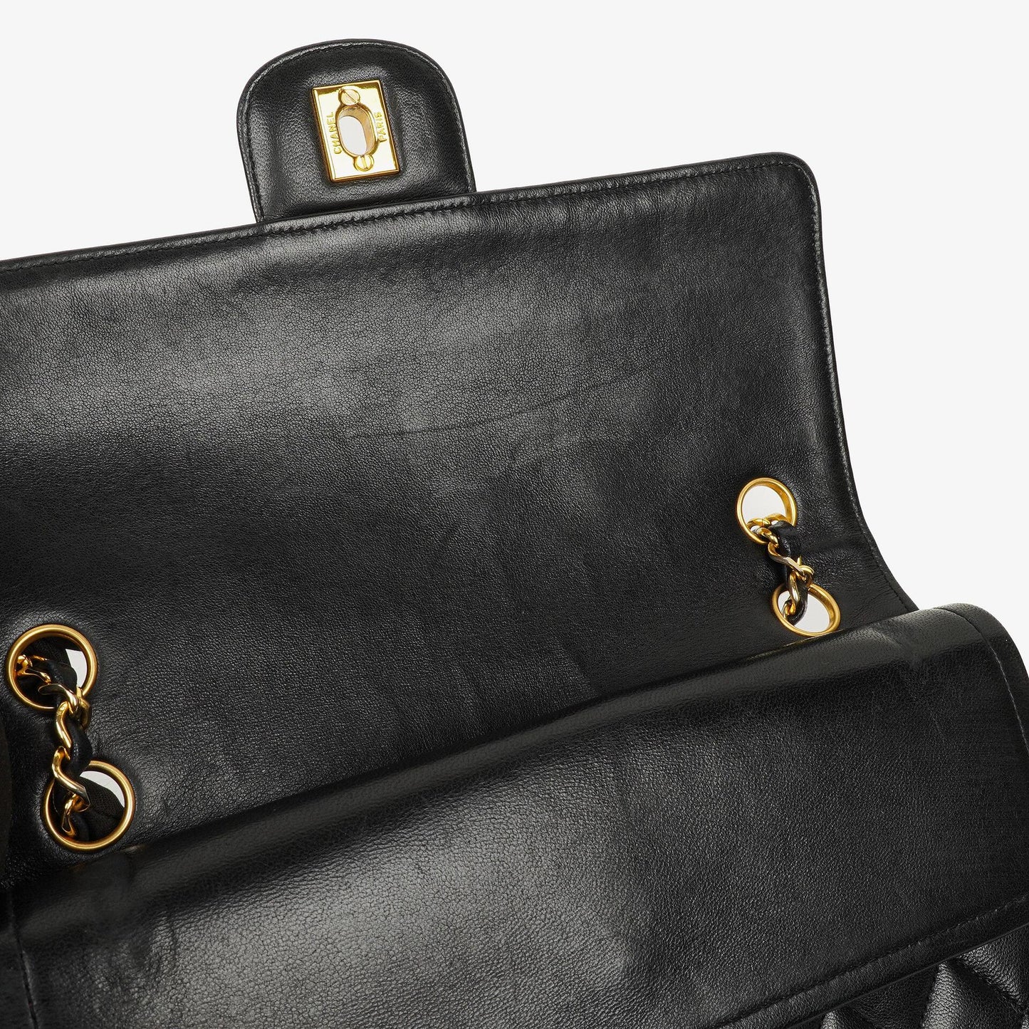 Chanel Medium Classic Vintage Double Flap Bag aus schwarzem gestepptem Lammleder mit 24K vergoldeten Beschlägen