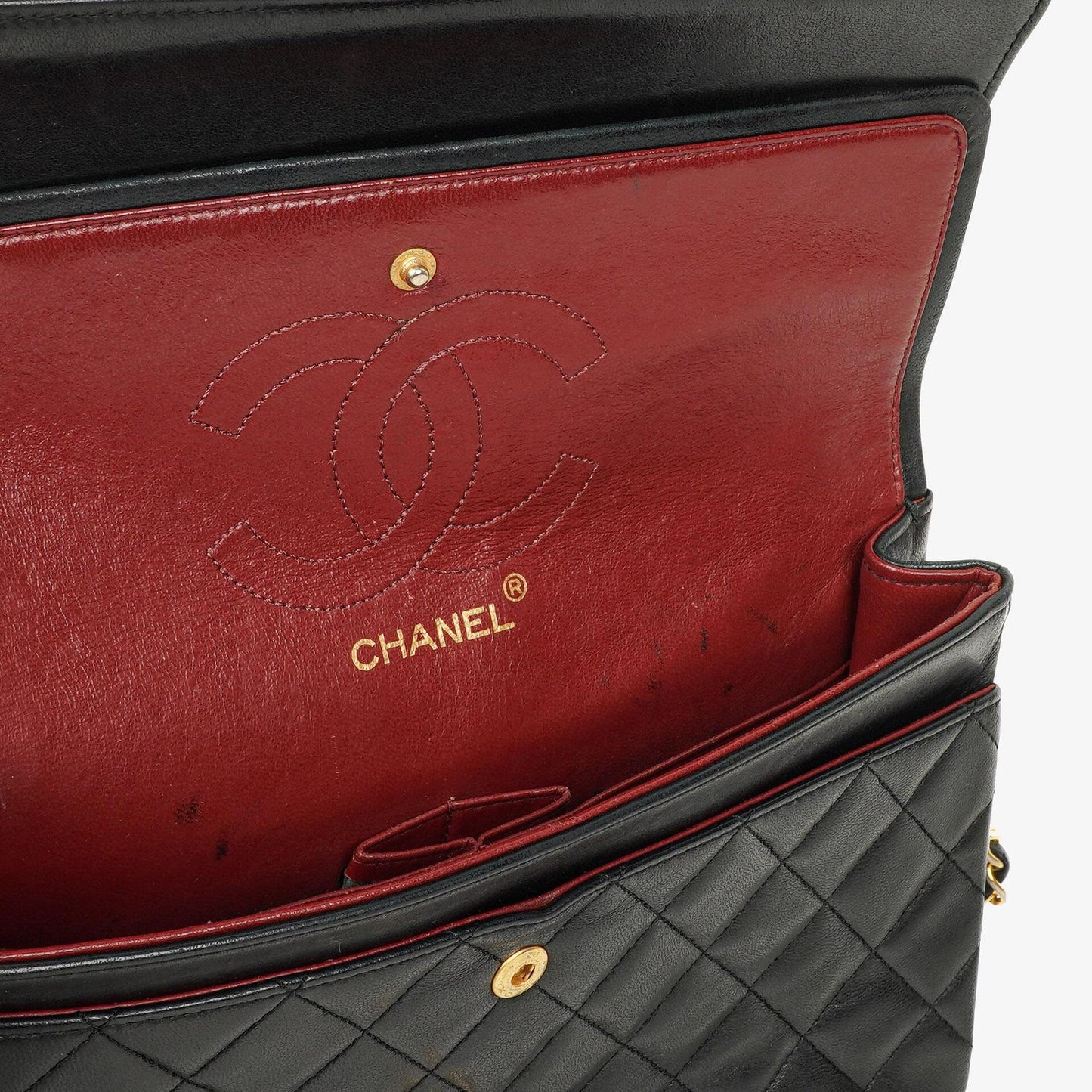 Chanel Medium Classic Vintage Double Flap Bag aus schwarzem gestepptem Lammleder mit 24K vergoldeten Beschlägen