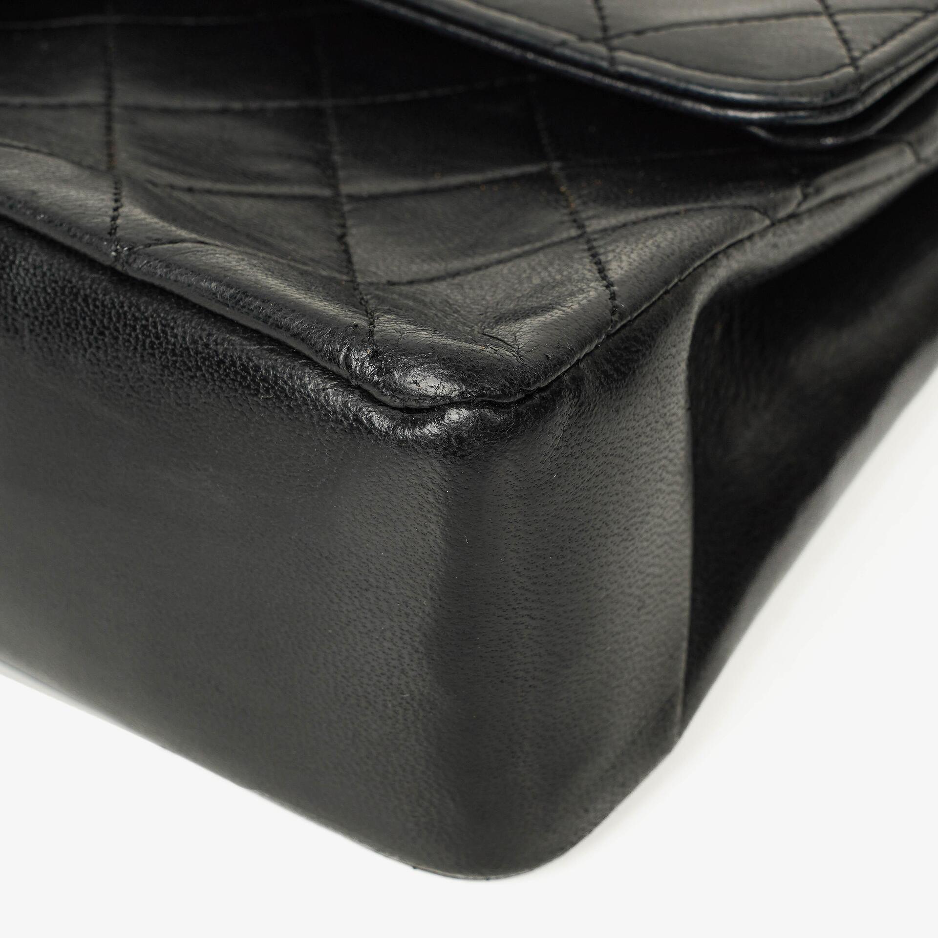 Chanel Vintage Classic Double Flap Tasche Medium aus schwarzem gestepptem Lammleder mit 24K vergoldeter Hardware