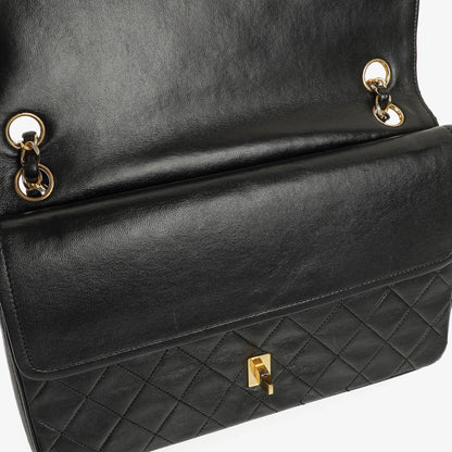 Chanel Medium Classic Vintage Double Flap Tasche aus schwarzem gestepptem Lammleder mit 24K vergoldeter Hardware