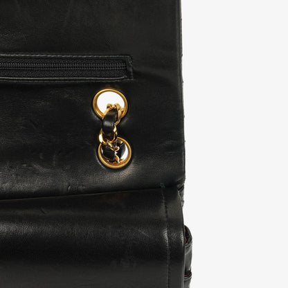 Chanel Medium Classic Vintage Double Flap Tasche aus schwarzem gestepptem Lammleder mit 24K vergoldeter Hardware