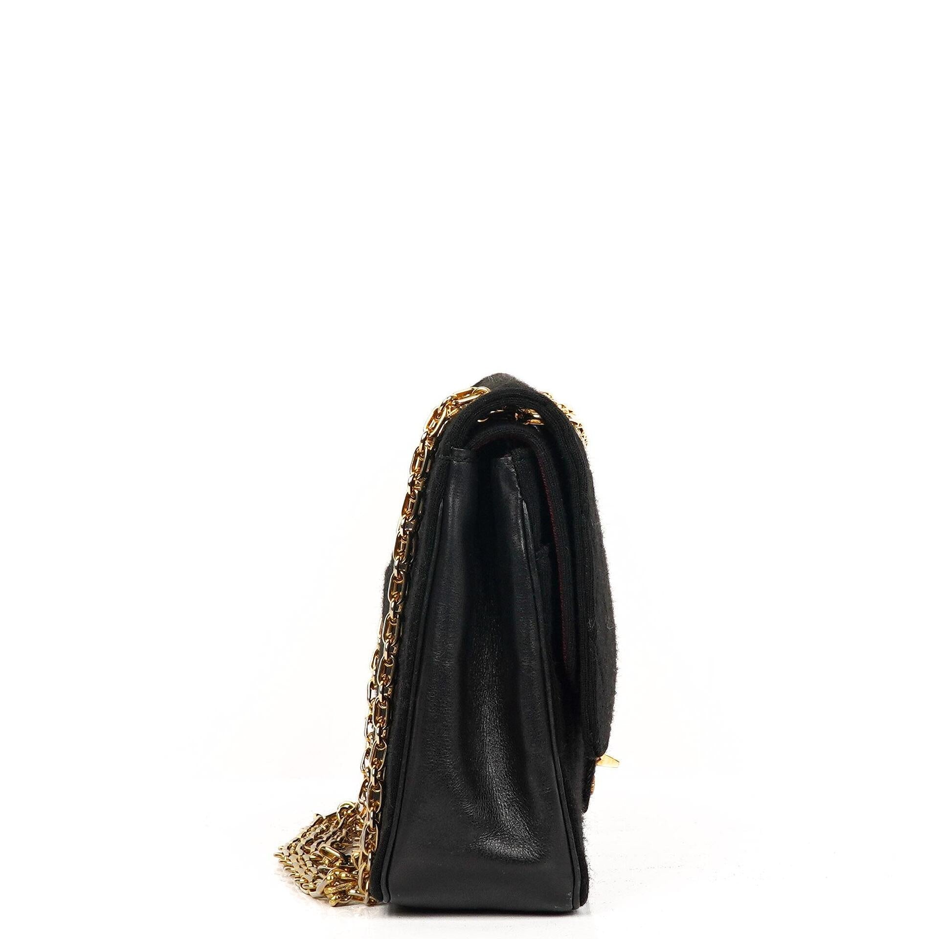 Chanel Medium Classic Vintage Doppelklappen Tasche Schwarz gesteppte Jersey und Leder mit 24K Goldplattierten Beschlägen und Mademoiselle Kette