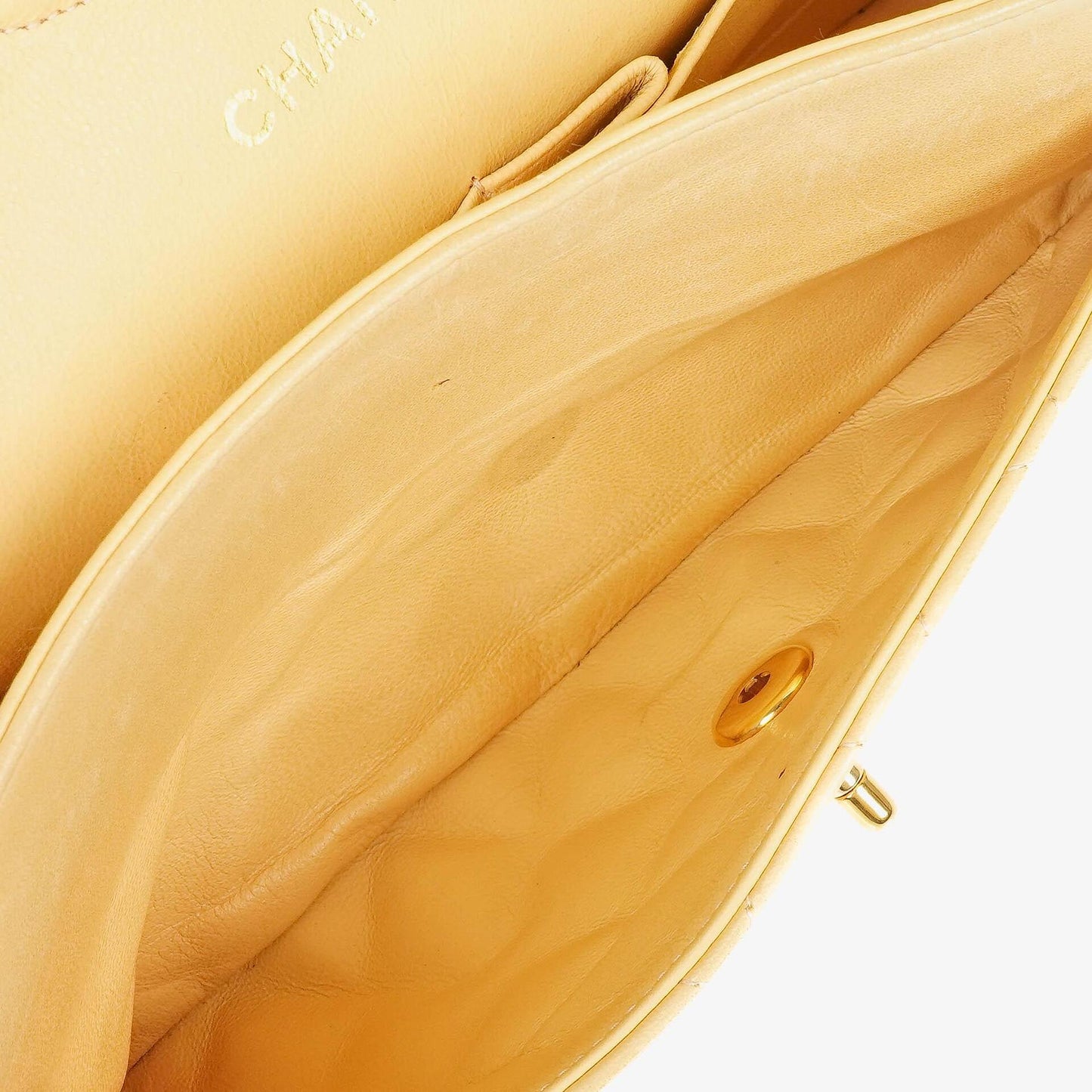 Chanel Medium Classic Vintage Doppelklappentasche aus gestepptem Lammleder in Neutralbeige mit 24K vergoldeten Beschlägen