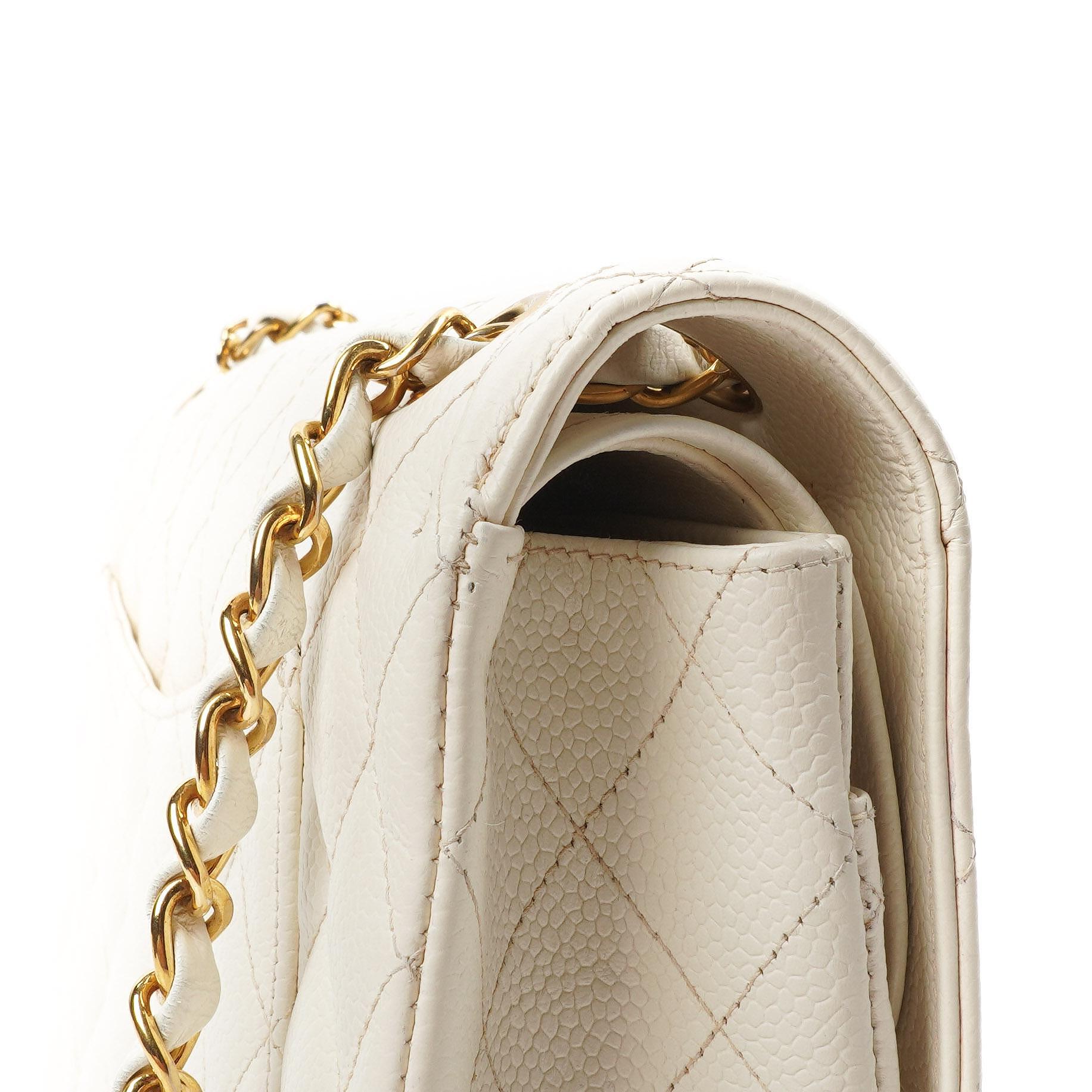 Chanel Medium Classic Vintage Doppelklapptasche Weiß Gequiltetes Kaviarleder 24K Champagner Goldbeschichtetes Hardware