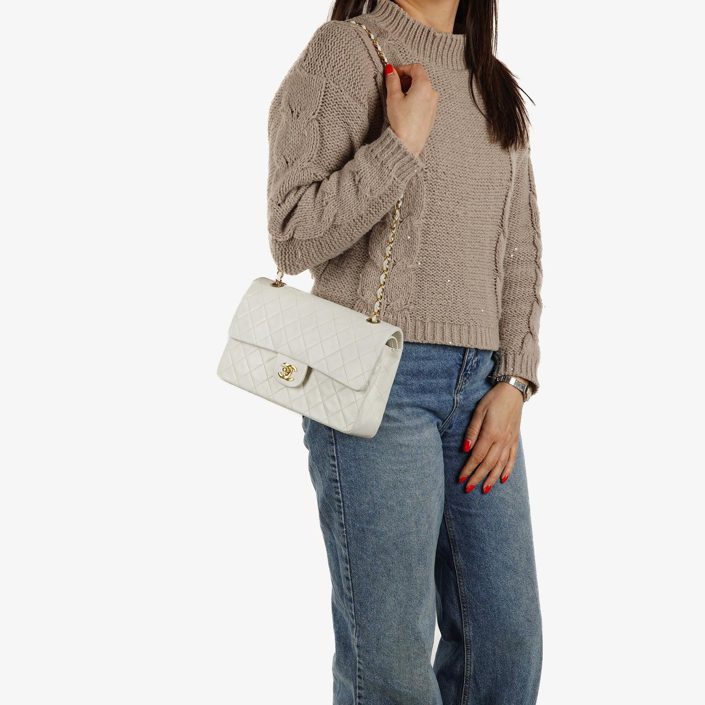 Chanel mittelgroße Classic Vintage Double Flap Tasche aus weißem gestepptem Lammleder mit 24K vergoldeter Hardware