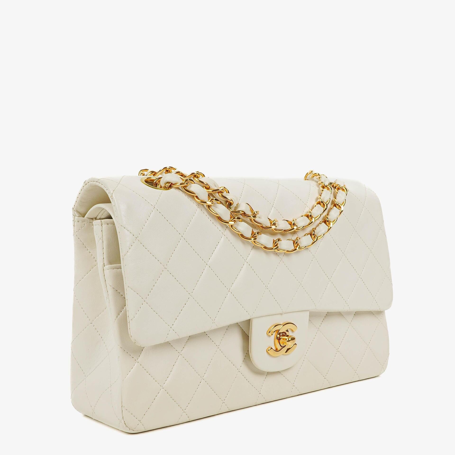 Chanel Medium Classic Vintage Double Flap Tasche aus weißem gestepptem Lammleder mit 24K vergoldeten Beschlägen