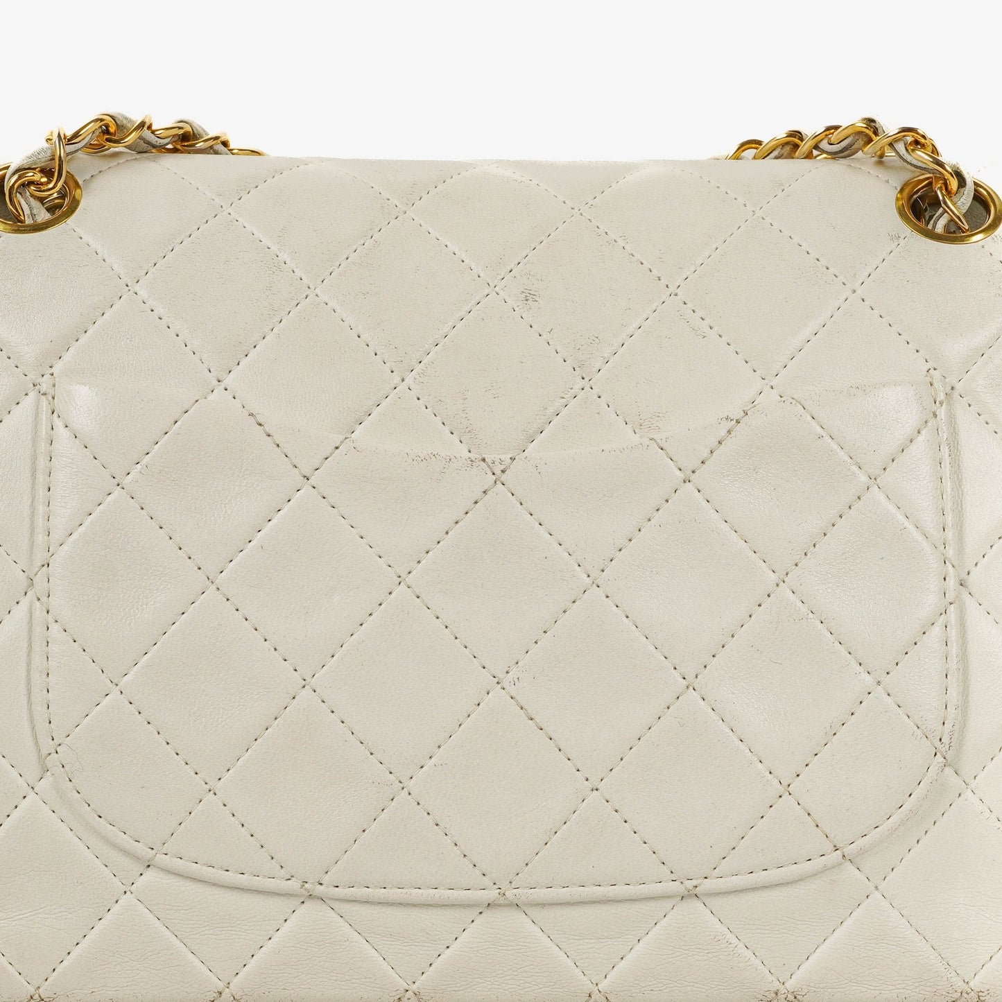 Chanel Mittelgroße Classic Vintage Double Flap Tasche aus gestepptem Lammleder in Weiß mit 24K vergoldeten Beschlägen