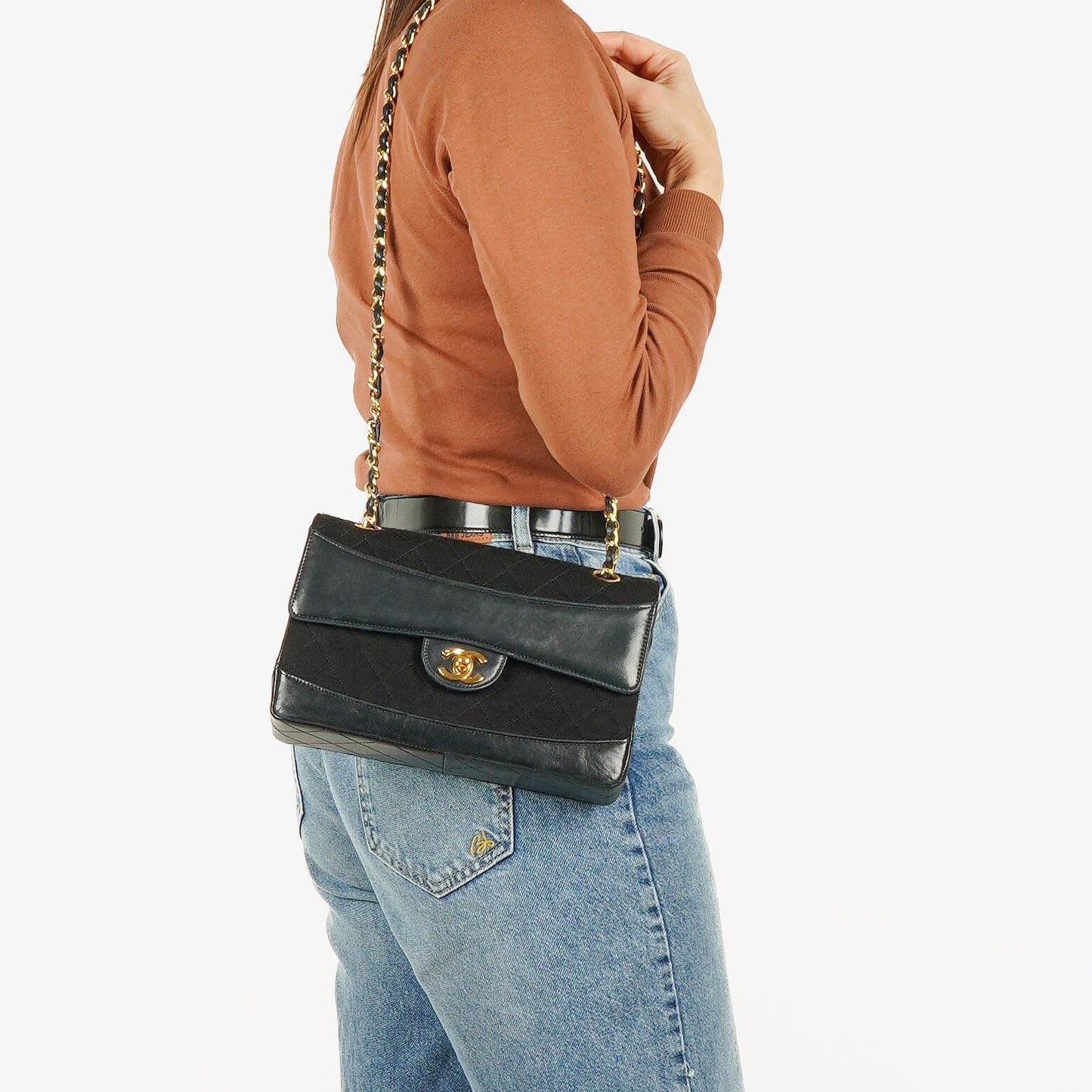 Chanel Medium Classic Vintage Single Flap Tasche aus gestepptem Lammleder und Jersey mit 24K vergoldeten Beschlägen