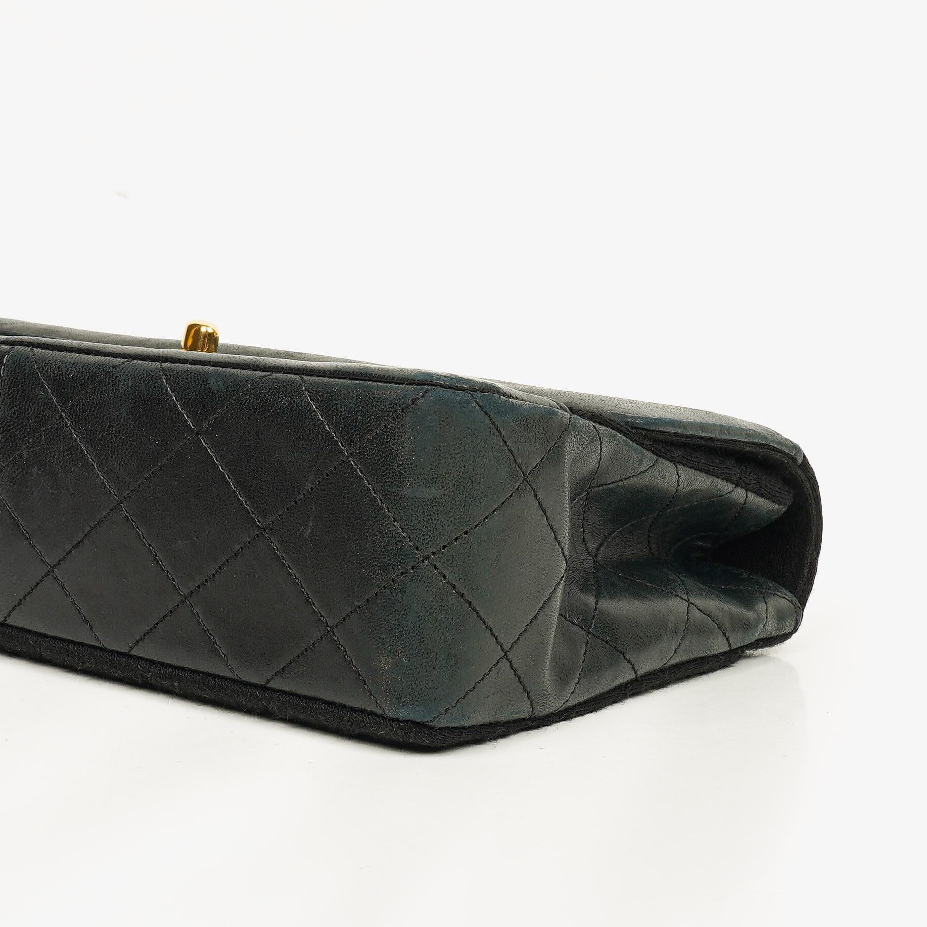 Chanel Medium Classic Vintage Single Flap Tasche aus gestepptem Lammleder und Jersey mit 24K vergoldeten Beschlägen