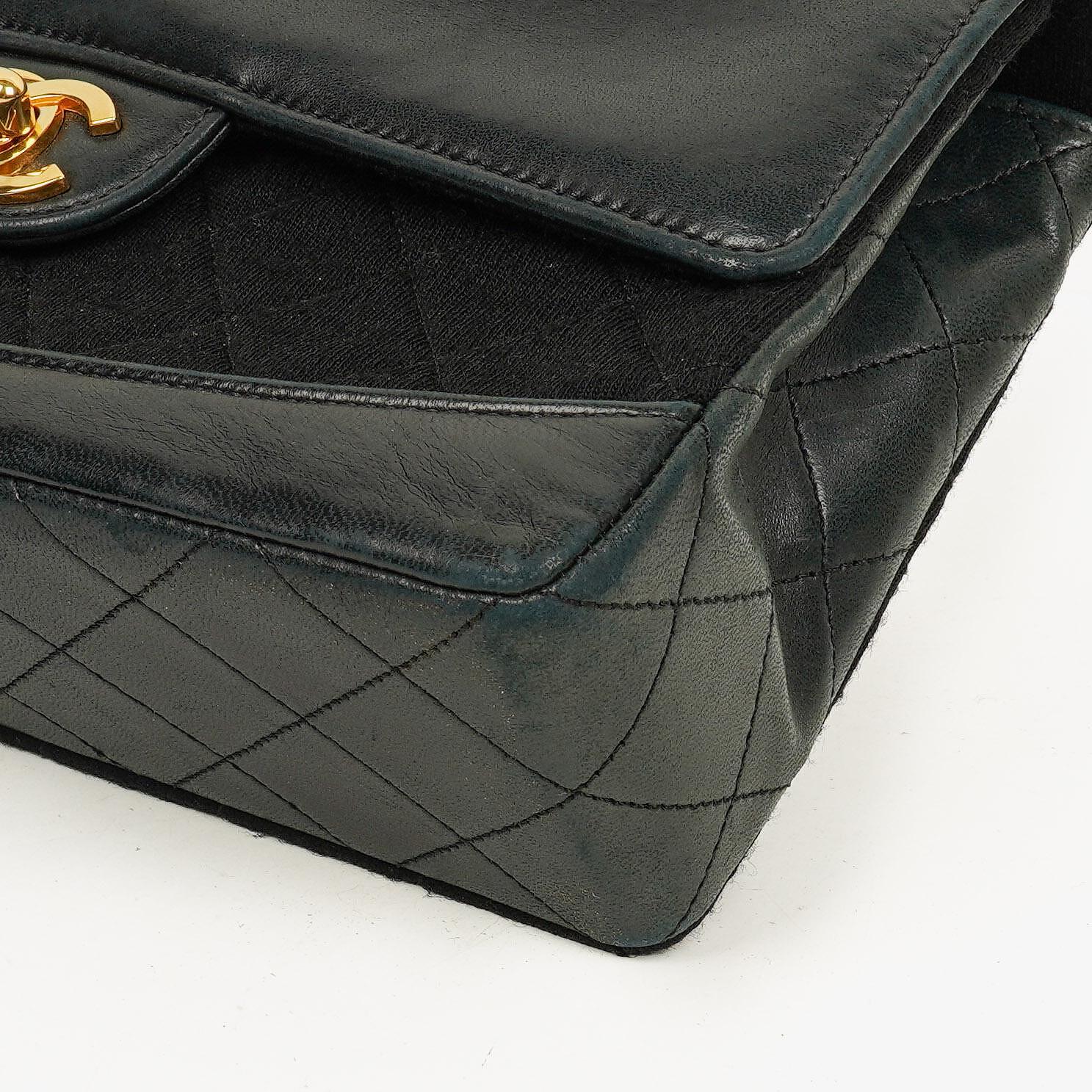 Chanel Medium Classic Vintage Single Flap Tasche aus gestepptem Lammleder und Jersey mit 24K vergoldeten Beschlägen
