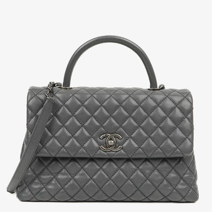 Chanel Medium Coco Handle Henkeltasche aus grauem gestepptem Caviar Leder