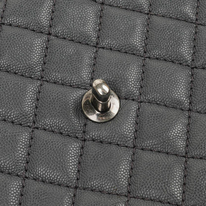 Chanel Medium Coco Handle Henkeltasche aus grauem gestepptem Caviar Leder