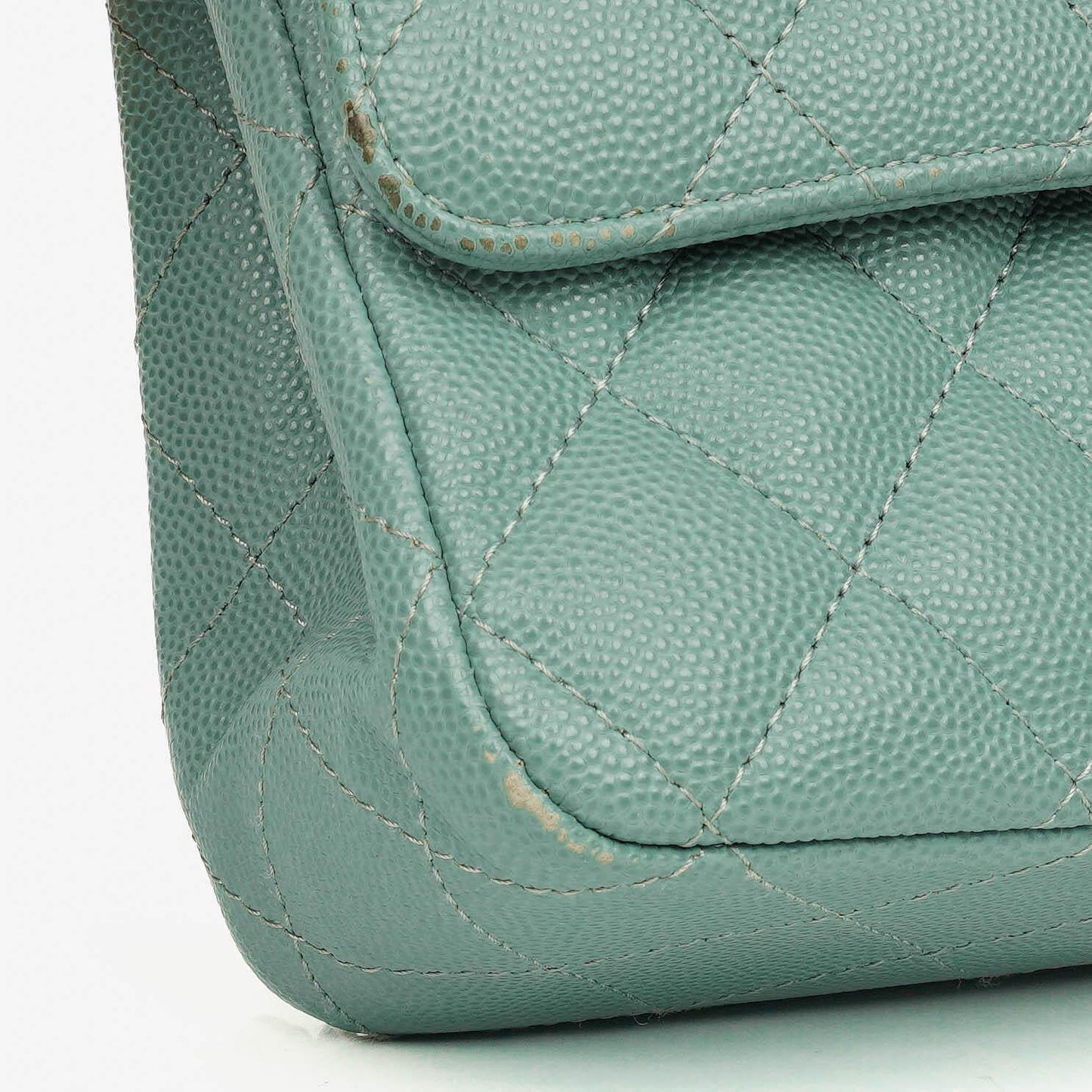 Chanel Medium Double Flap Tasche aus gestepptem Kaviarleder mit silberfarbenen Beschlägen