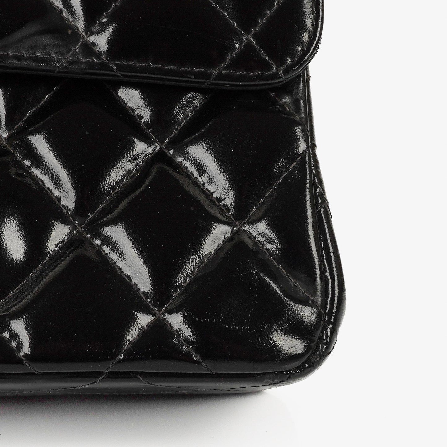 Chanel Mittelgroße Doppelseitige Klappentasche Schwarz Stepp Lackleder 24K Vergoldete Beschläge