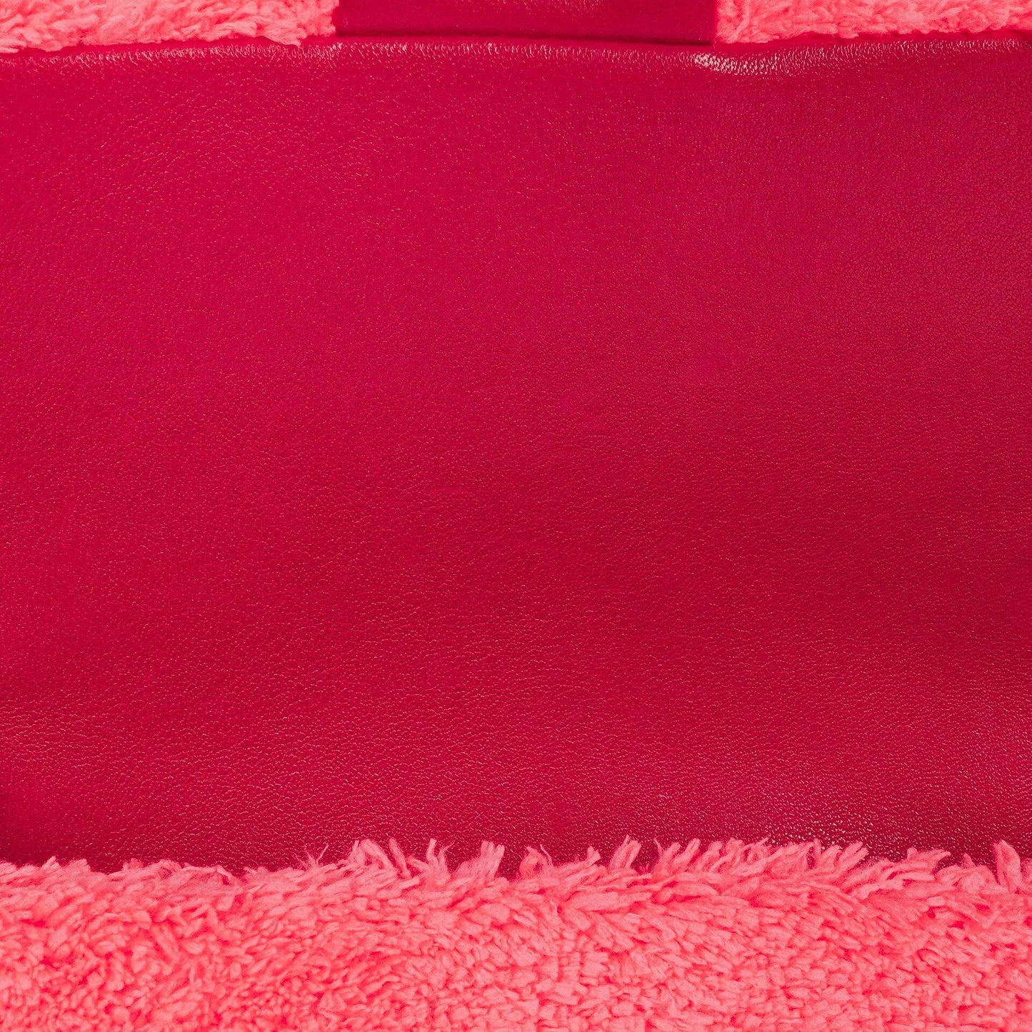 Chanel Mittlere Coco Beach Klappentasche aus gestepptem Terry-Stoff