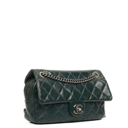 Chanel Medium Single Flap Bag Due Farbe Grün Gequiltetes Glänzendes Kalbsleder Ruthenium-Beschläge