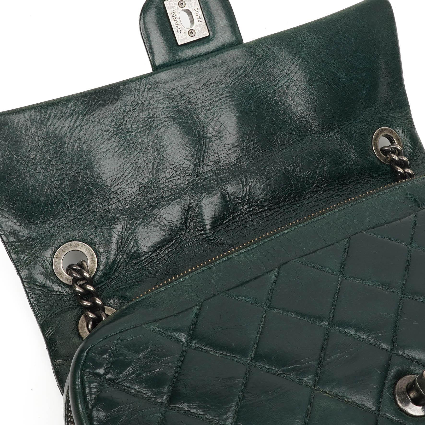 Chanel Medium Single Flap Bag Due Farbe Grün Gequiltetes Glänzendes Kalbsleder Ruthenium-Beschläge