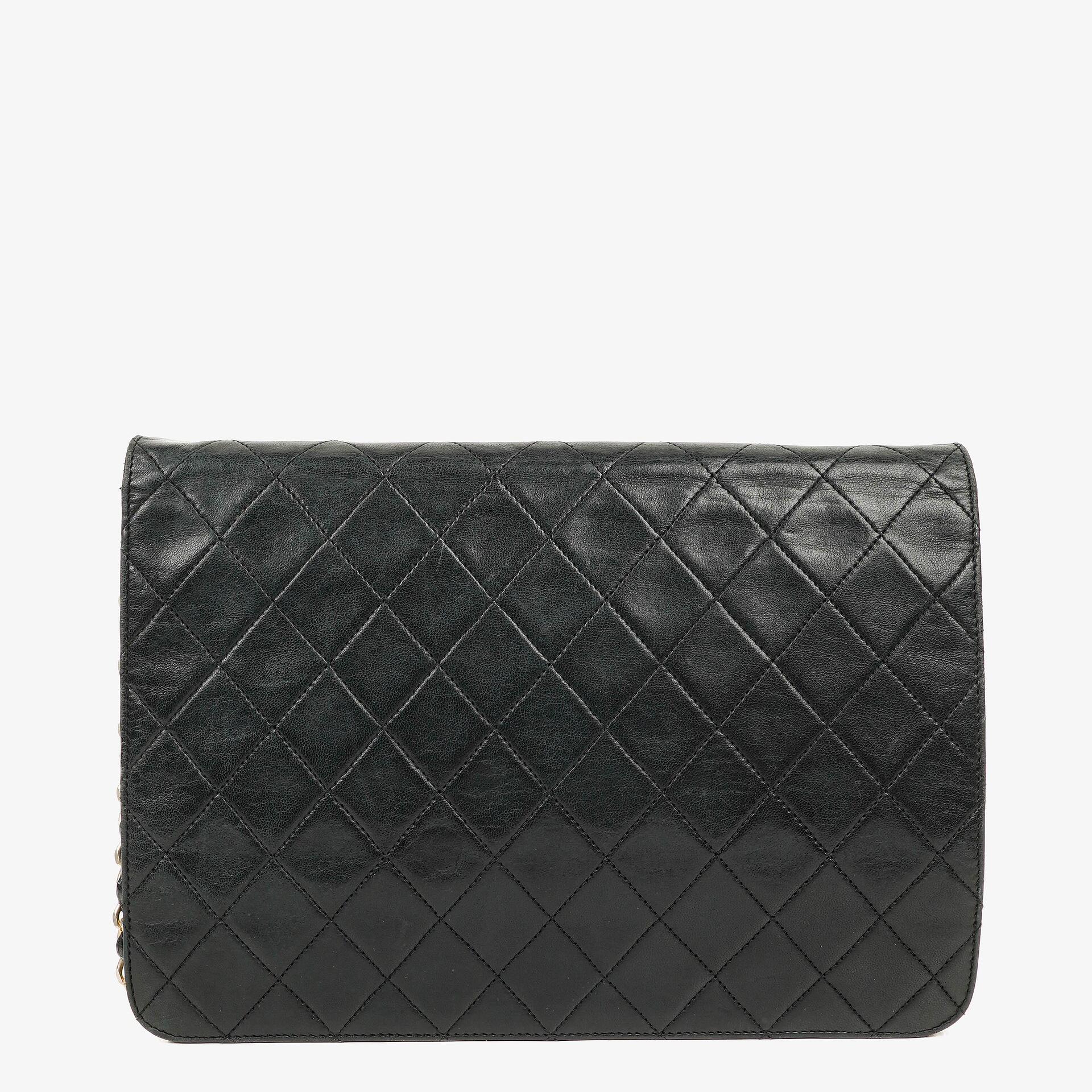 Chanel Medium Classic Single Flap Bag aus schwarzem gestepptem Lammleder mit 24K vergoldeter Hardware