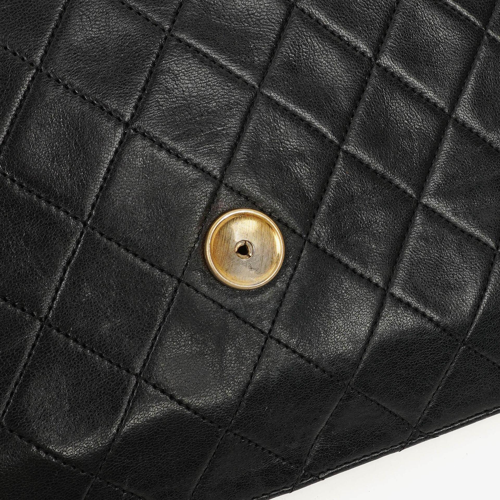 Chanel Medium Classic Single Flap Bag aus schwarzem gestepptem Lammleder mit 24K vergoldeter Hardware