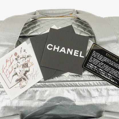 Chanel Boston Bag aus metallischem gestepptem Nylon