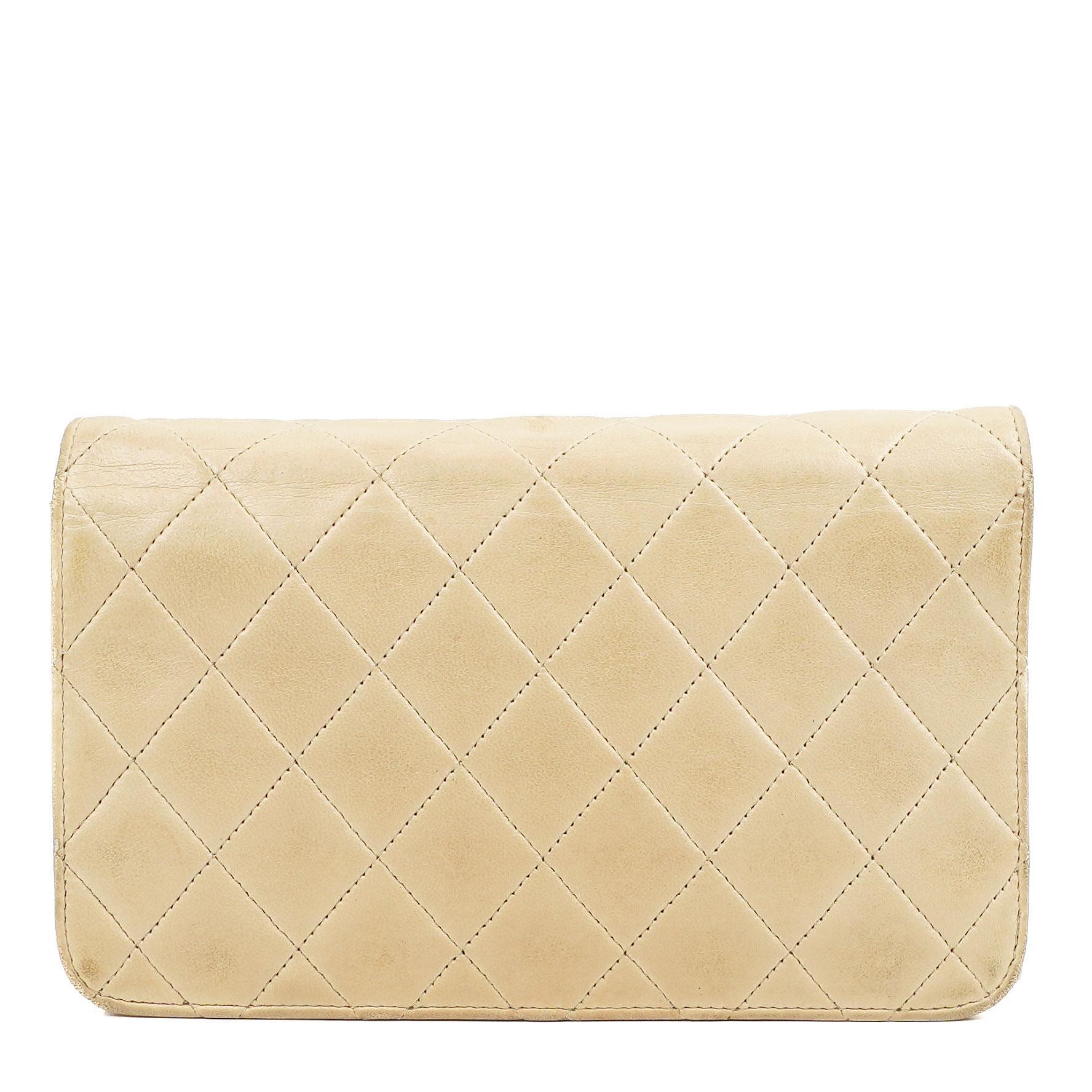 Chanel Mini Classic Beige Gepolstertes Lammleder Geldbörse mit Vollklappe und Kette WOC mit 24K vergoldeter Hardware