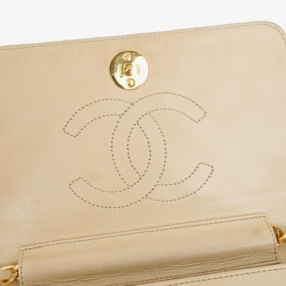 Chanel Mini Classic Beige Gequiltetes Lammleder Geldbörse mit Vollklappe und Kette WOC mit 24K vergoldeter Hardware