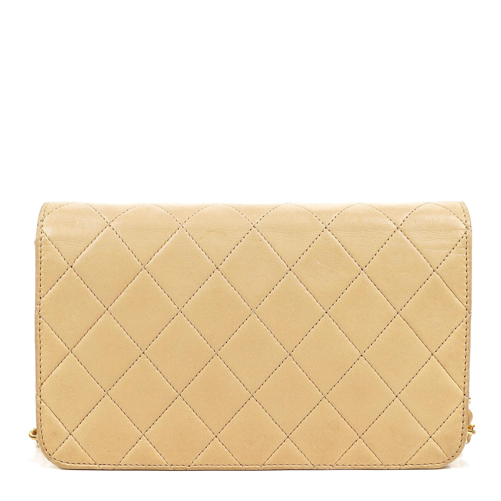 Chanel Mini Classic WOC Full Flap Geldbörse mit Kette aus beigem gestepptem Lammleder mit 24K vergoldeter Hardware