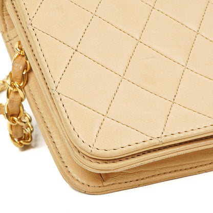 Chanel Mini Classic WOC Full Flap Geldbörse mit Kette aus beigem gestepptem Lammleder mit 24K vergoldeter Hardware