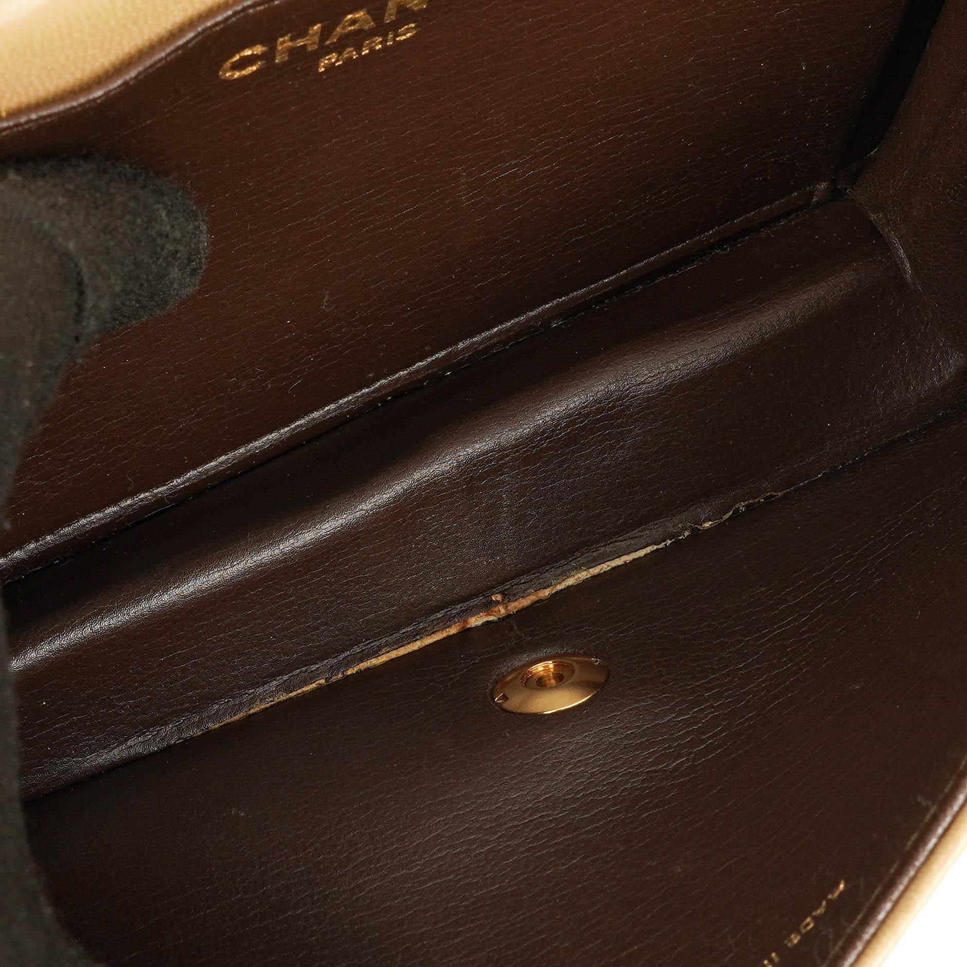 Chanel Mini Classic WOC Full Flap Geldbörse mit Kette aus beigem gestepptem Lammleder mit 24K vergoldeter Hardware