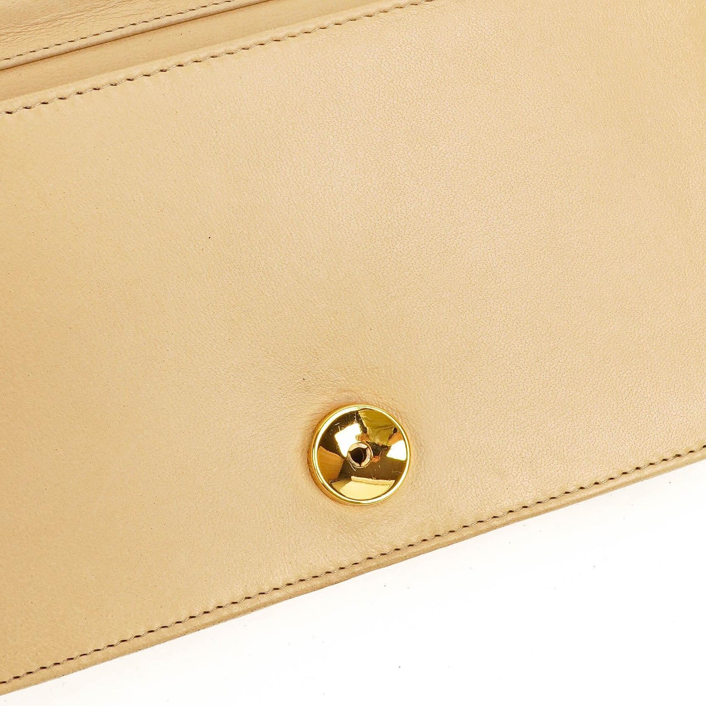 Chanel Mini Classic WOC Full Flap Geldbörse mit Kette aus beigem gestepptem Lammleder mit 24K vergoldeter Hardware