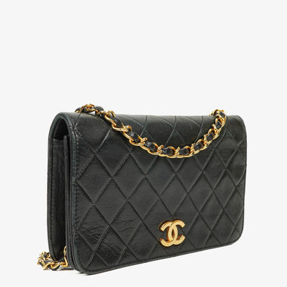 Chanel Mini Classic Full Flap Wallet on Chain aus schwarzem gestepptem Lammleder mit 24K vergoldeter Hardware