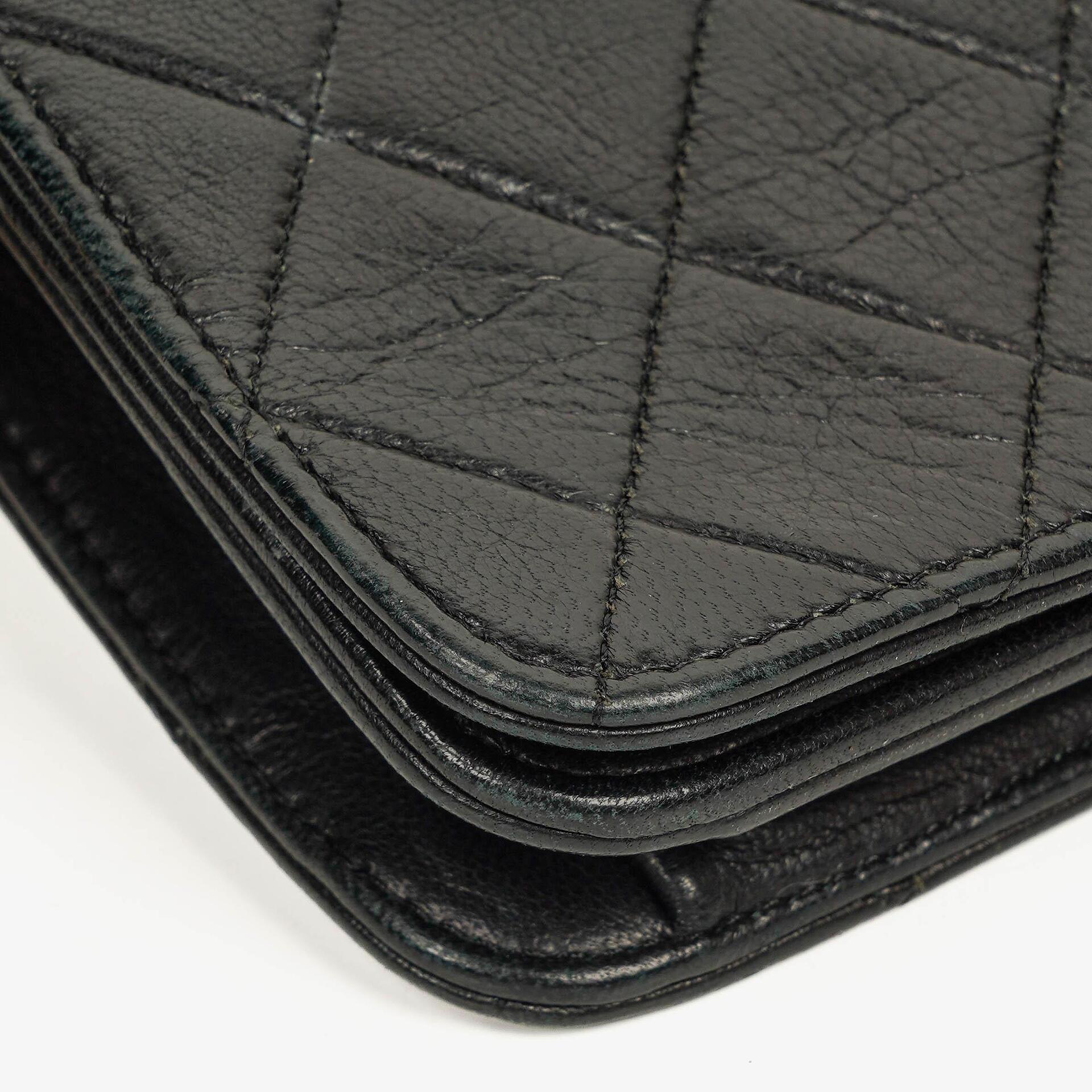 Chanel Mini Classic Full Flap Wallet on Chain aus schwarzem gestepptem Lammleder mit 24K vergoldeter Hardware