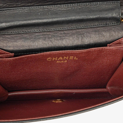 Chanel Mini Classic Full Flap Wallet on Chain aus schwarzem gestepptem Lammleder mit 24K vergoldeter Hardware