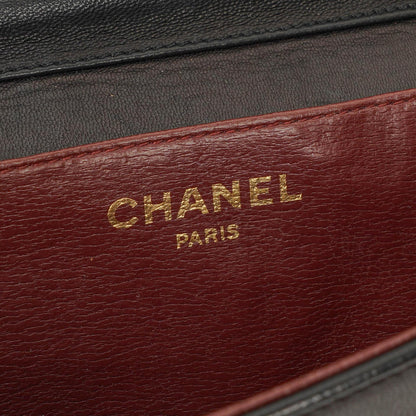Chanel Mini Classic Full Flap Wallet on Chain aus schwarzem gestepptem Lammleder mit 24K vergoldeter Hardware