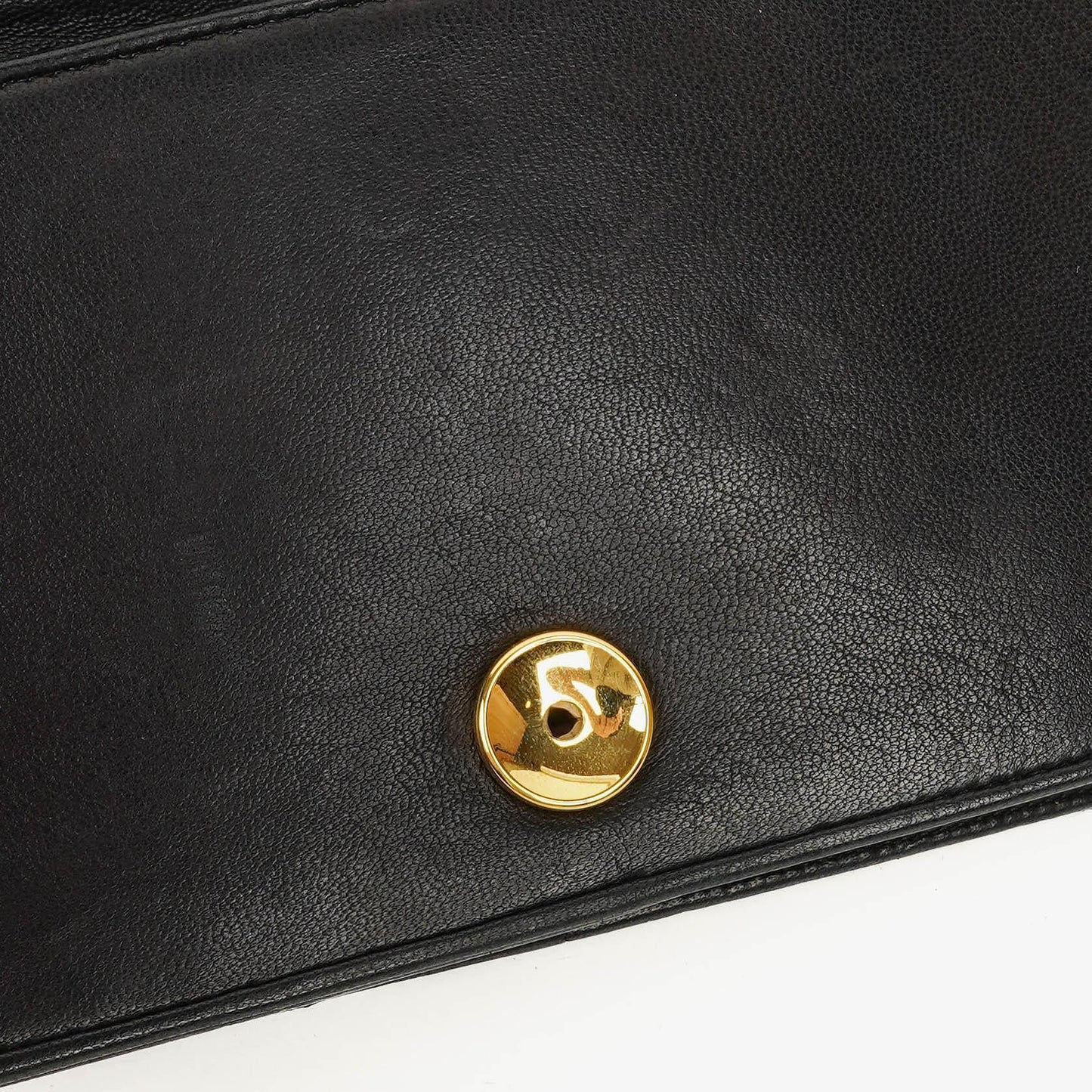Chanel Mini Classic Full Flap Wallet on Chain aus schwarzem gestepptem Lammleder mit 24K vergoldeter Hardware