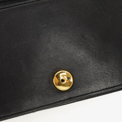 Chanel Mini Classic Full Flap Wallet on Chain aus schwarzem gestepptem Lammleder mit 24K vergoldeter Hardware