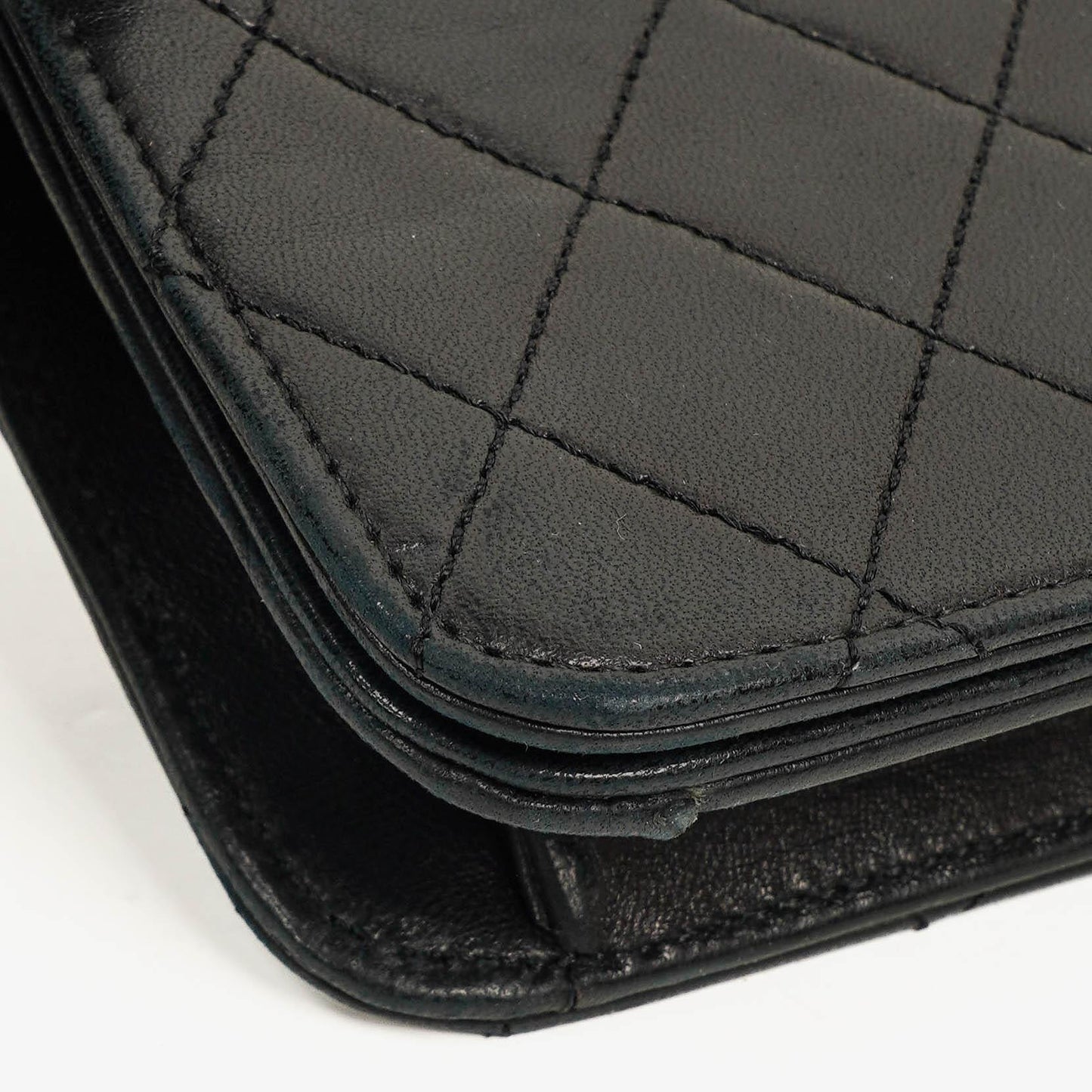 Chanel Mini Classic Full Flap Wallet on Chain WOC aus schwarzem gestepptem Lammleder mit 24K vergoldeter Hardware