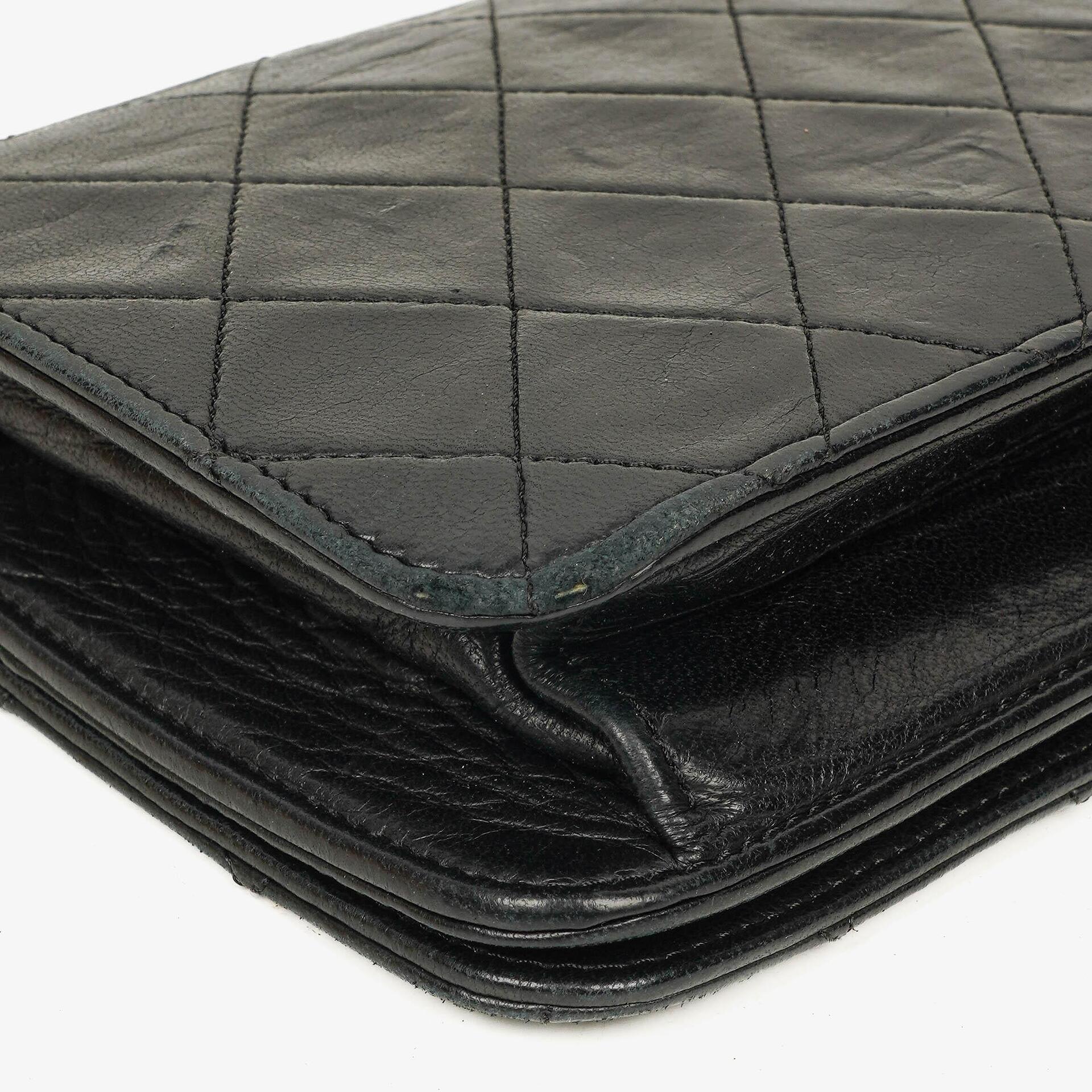 Chanel Mini Classic WOC Full Flap Geldbörse mit Kette aus schwarzem gestepptem Lammleder mit 24K vergoldeter Hardware