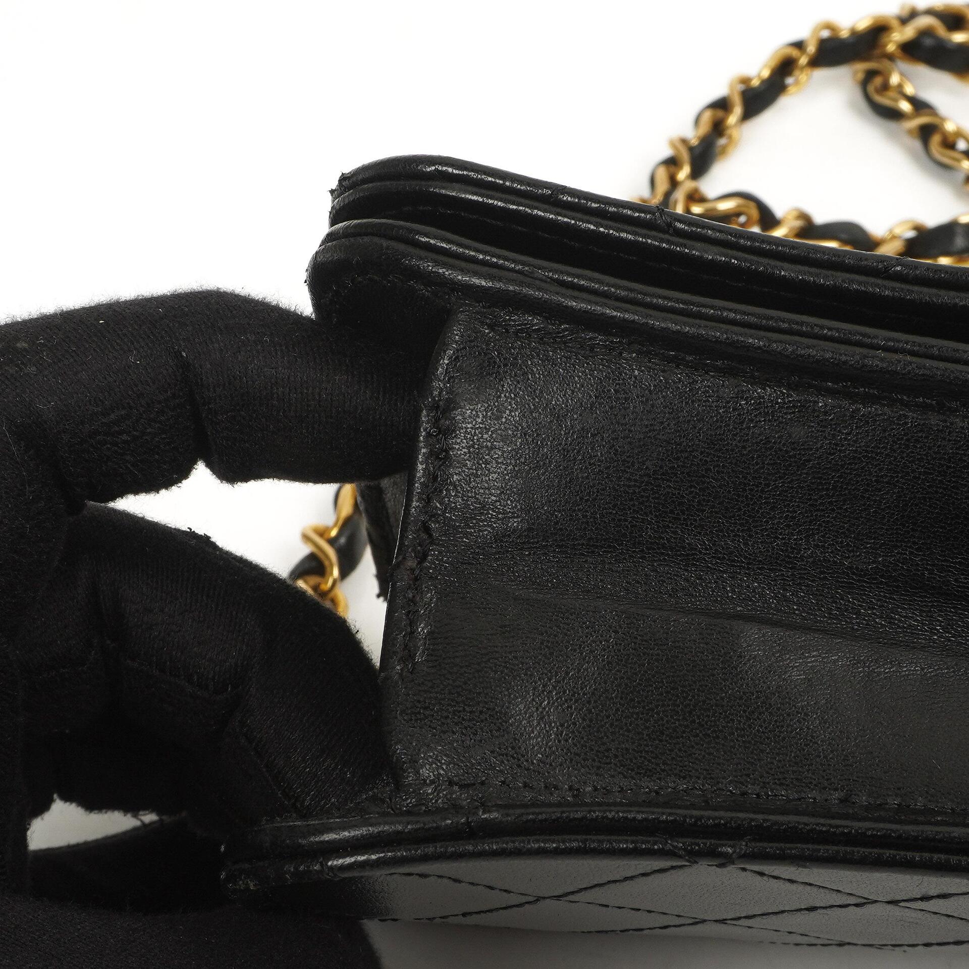 Chanel Mini Classic WOC Schwarz Gequiltetes Lammleder Full Flap Wallet on Chain mit 24K Gold Hardware