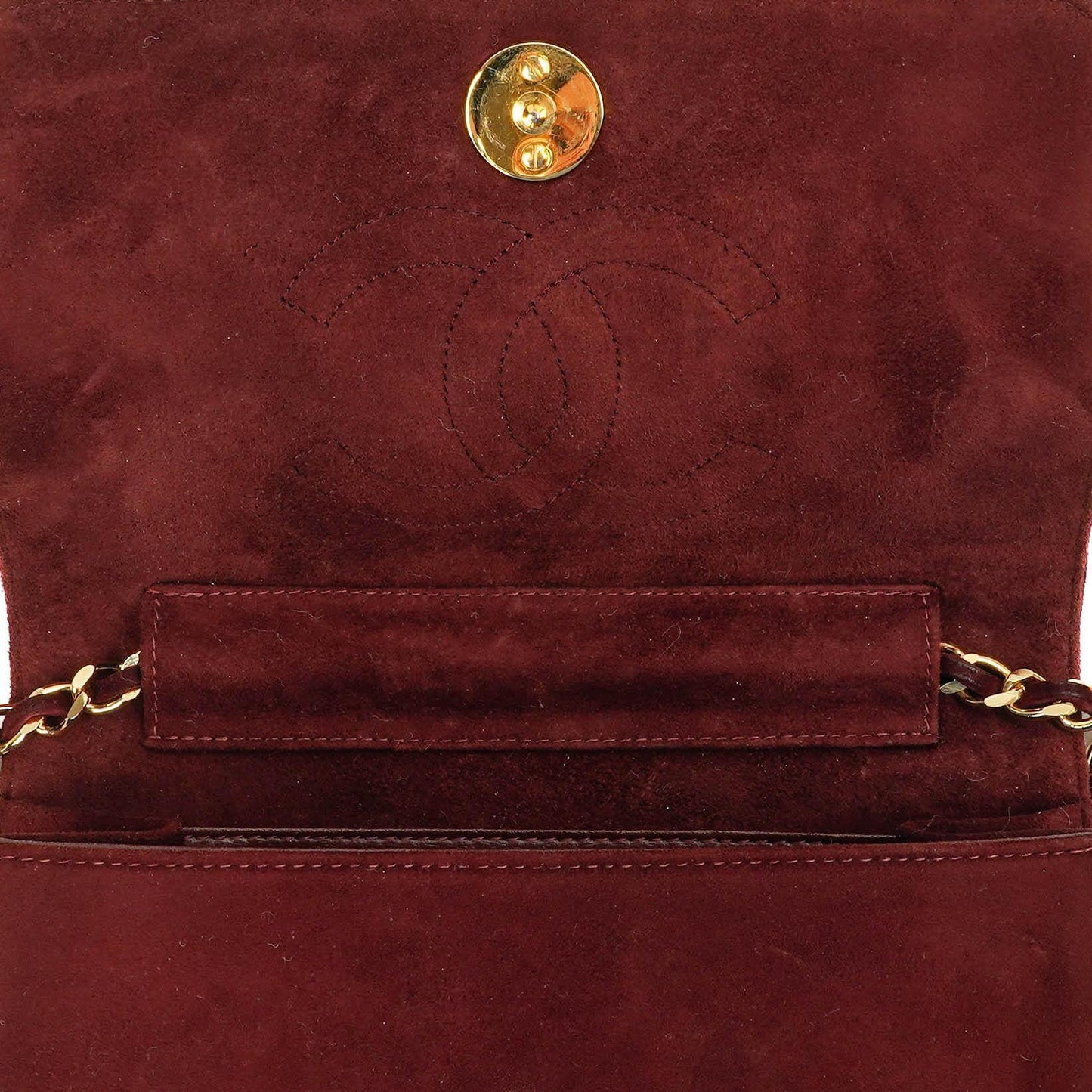 Chanel Mini Classic Burgunder Gequiltetes Wildleder Vollklapptasche mit Kette WOC mit goldfarbenen Beschlägen