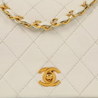 Chanel Mini Classic Weiße Stepp Lammleder Vollklapp Geldbörse Mit Kette WOC Mit 24K Vergoldeten Beschlägen