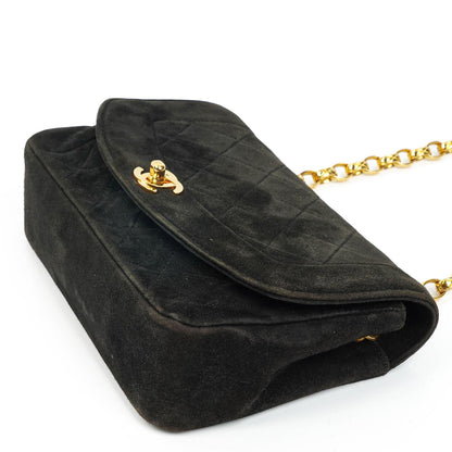 Chanel Mini Diana Bijoux Chain Vintage Flap Tasche aus schwarzem gestepptem Wildleder mit 24K vergoldeten Beschlägen (1989–1991)
