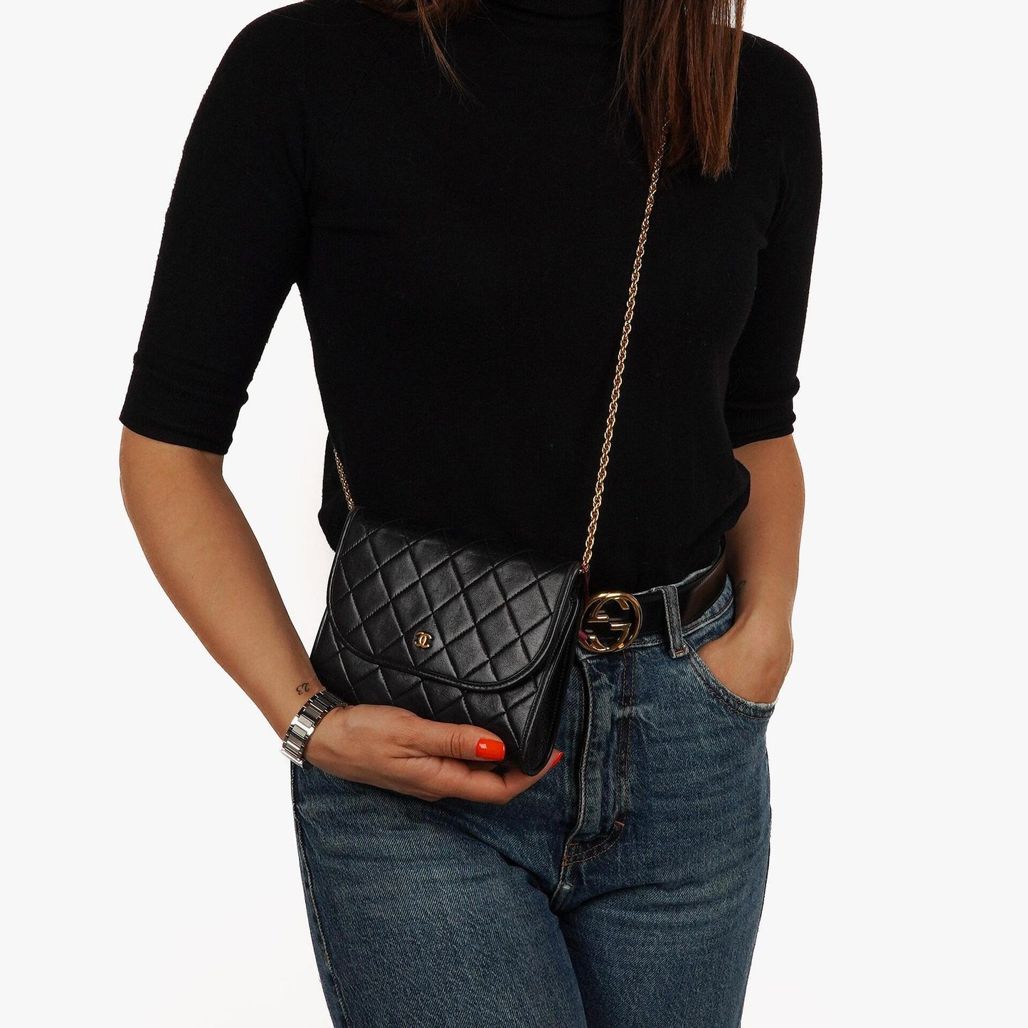 Chanel Mini Klapptasche Schwarze gesteppte Lammleder mit 24K vergoldeten Beschlägen Gut