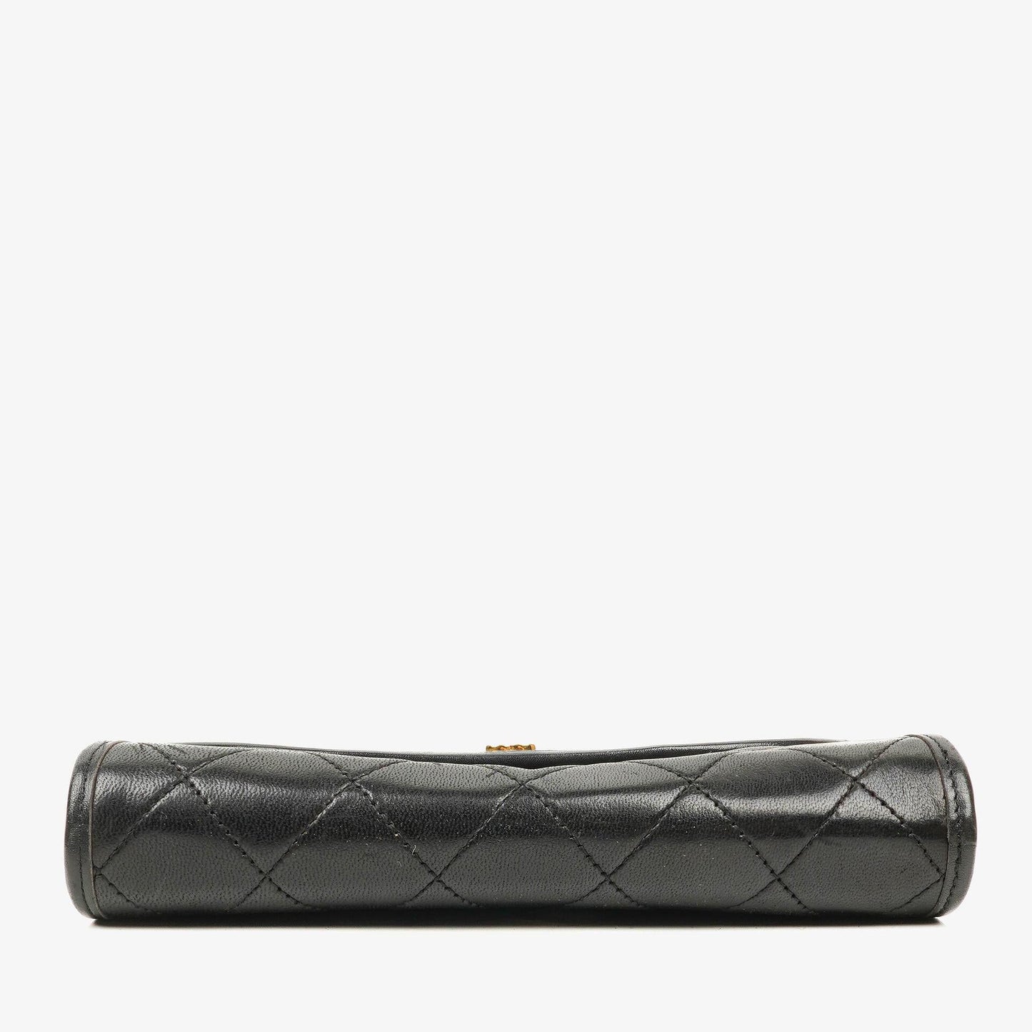 Chanel Mini Flap Bag aus schwarzem gestepptem Lammleder mit 24K-vergoldeten Beschlägen